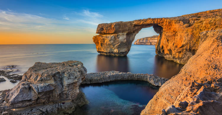 La finestra di Azzurra presso l'isola di Gozo - Malta La finestra di Azzurra presso l'isola di Gozo - Malta